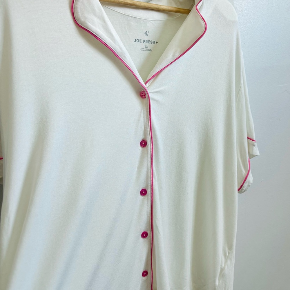 Joe Fresh Women+ Short Sleeve Cream & Pink Sleep Set - Picture 2 of 5